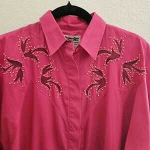 Vintage Wrangler Women's Pink Western Shirt